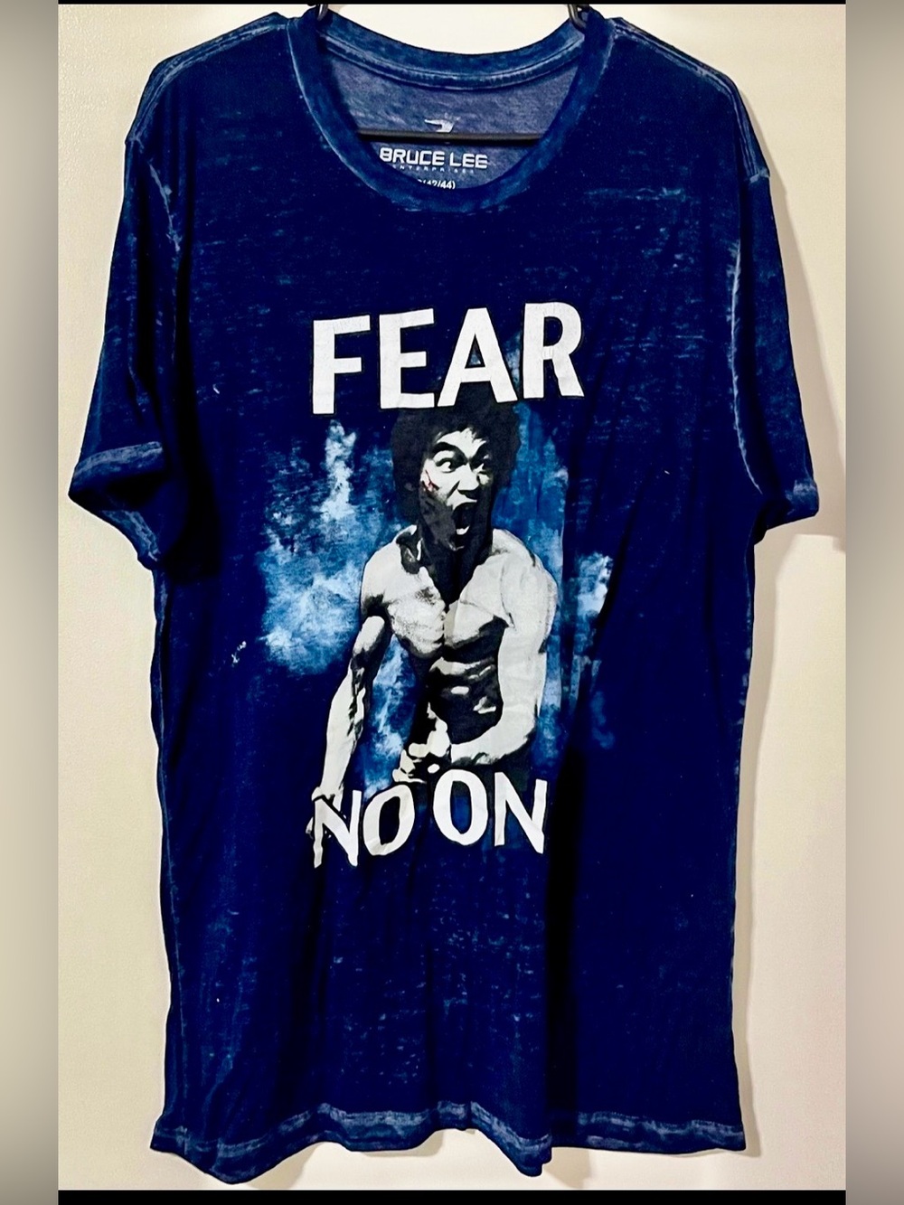 Blue Bruce Lee 'FEAR NO ONE' Graphic Tee Navy Blue